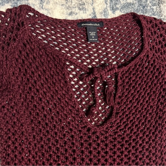 Abercrombie crochet sweater - Picture 3 of 5